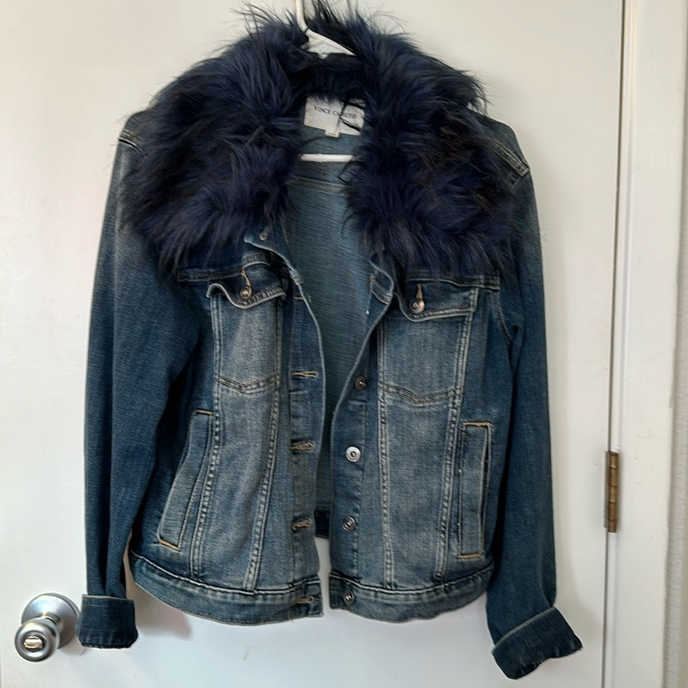 Denim jacket with blue fur collar